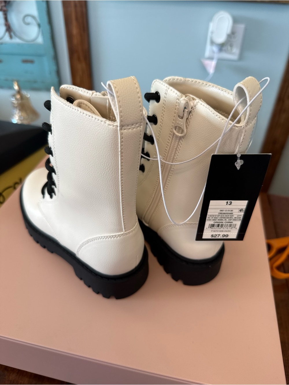 art class White Combat Boots with Black Sole and Laces